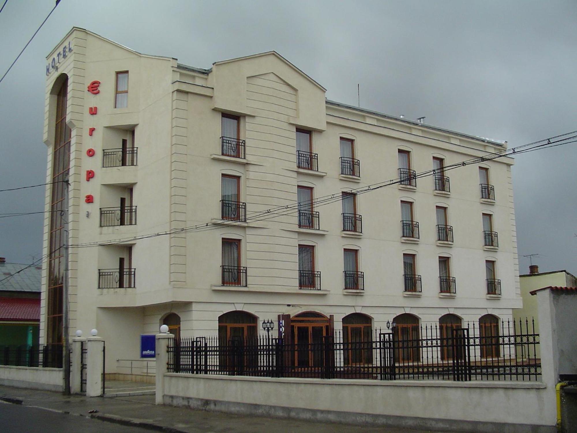 Hotel Europa Ploieşti Buitenkant foto